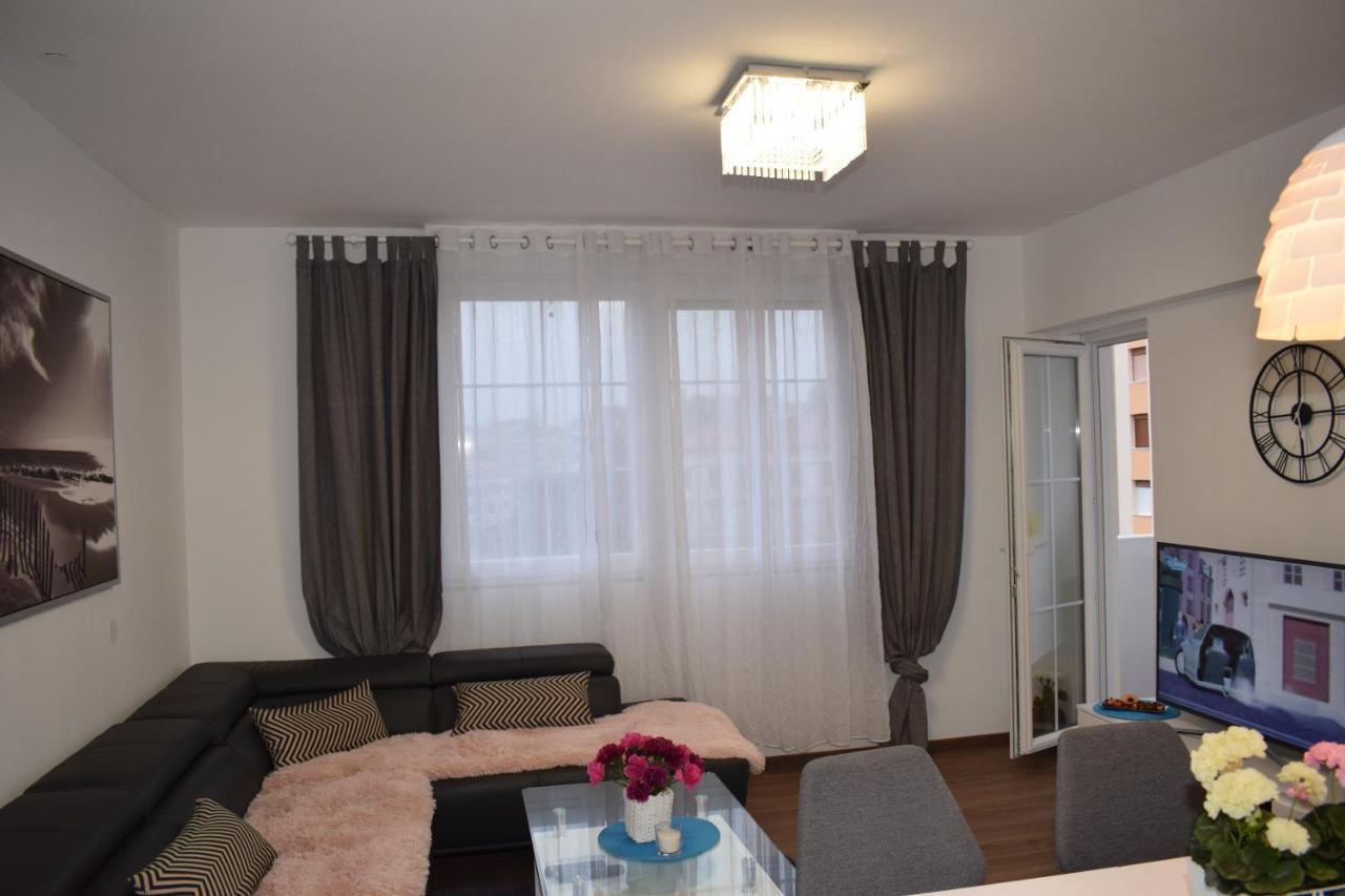 Apartment Trixi Póla Kültér fotó
