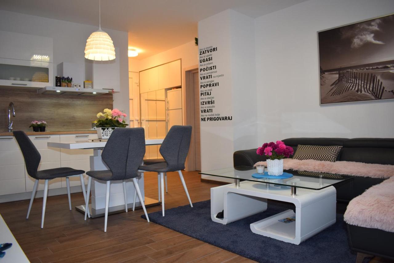 Apartment Trixi Póla Kültér fotó