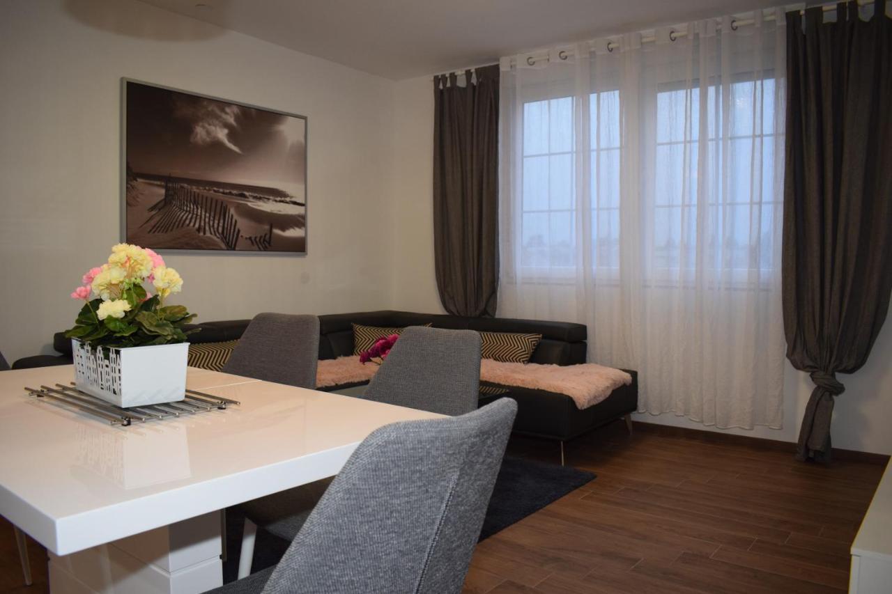 Apartment Trixi Póla Kültér fotó