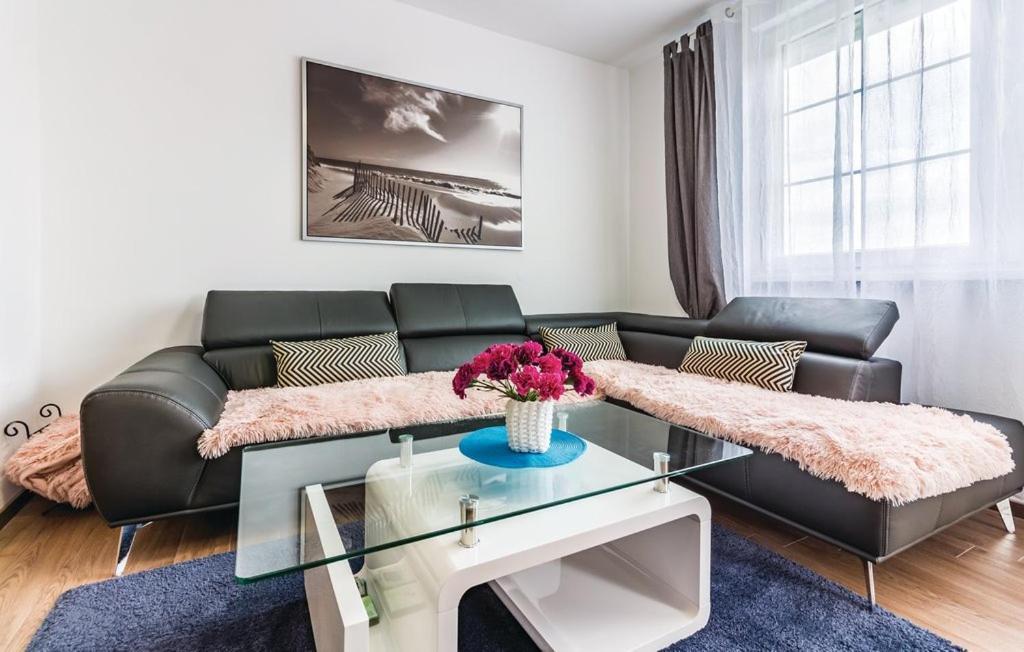 Apartment Trixi Póla Kültér fotó