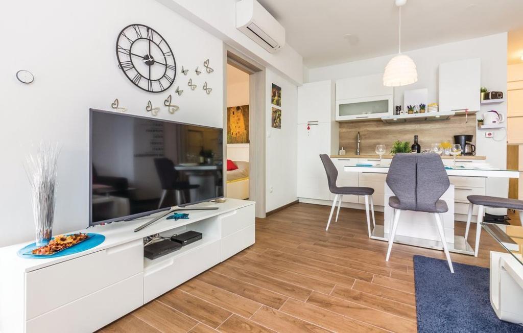 Apartment Trixi Póla Kültér fotó